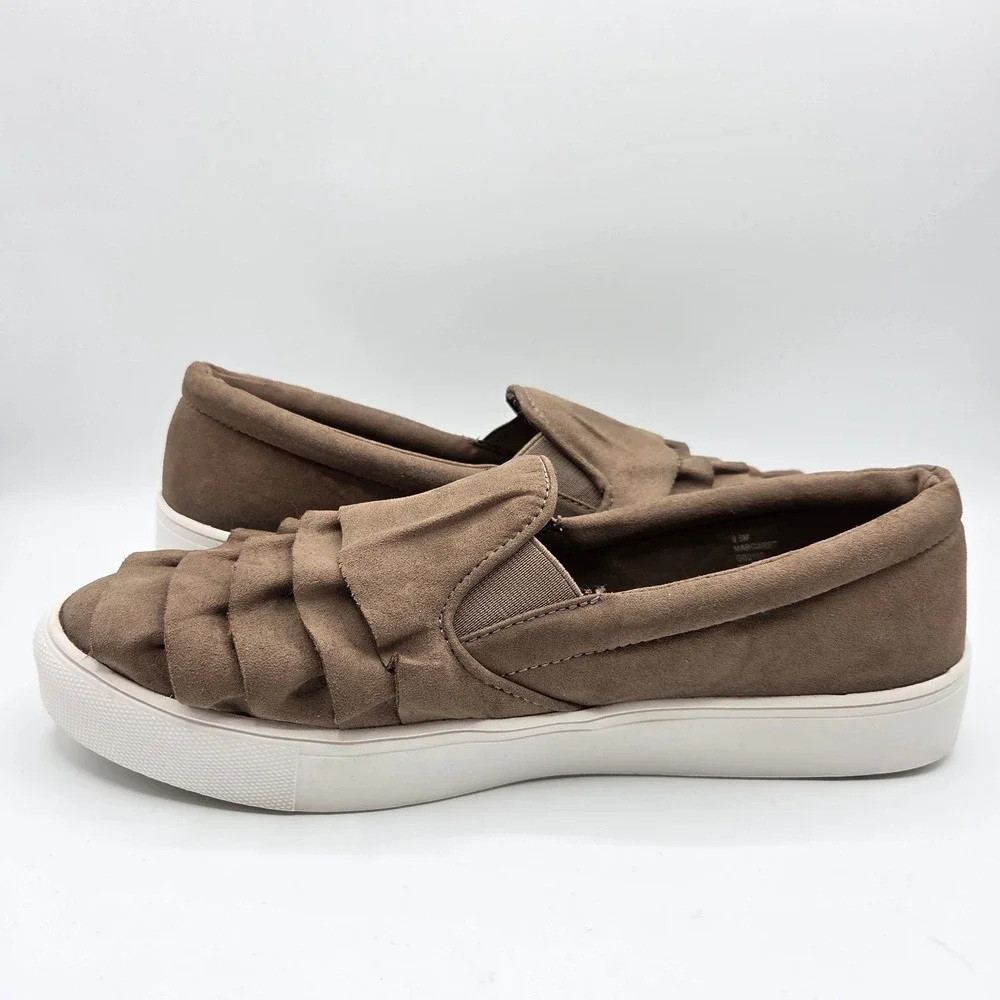 MIA‎ Margaret Slip On Sneakers Womens 8.5 Brown Ruffle Tiered Faux Suede Boho